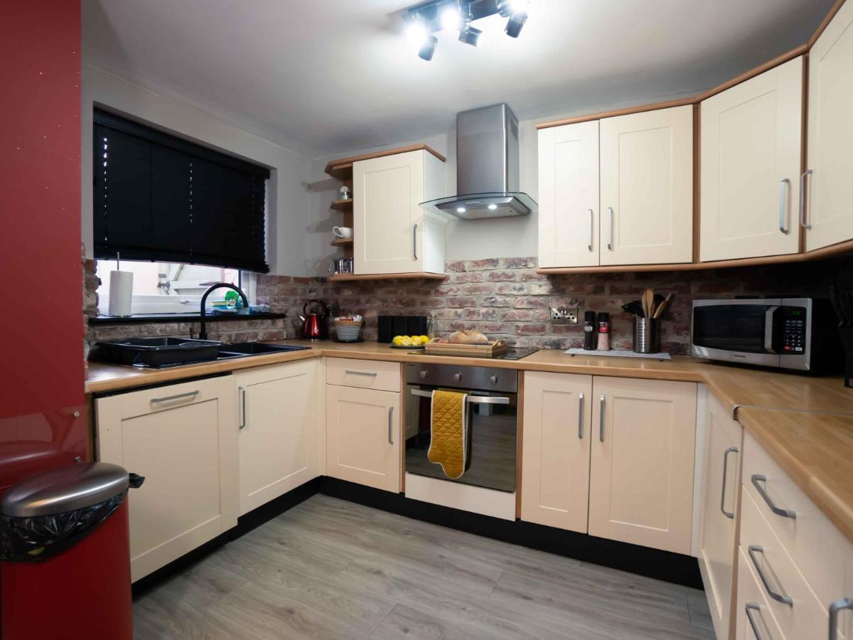 Holiday home Pass The Keys Amazing, Newly Renovated 5bedroom House Sleeps 10 *